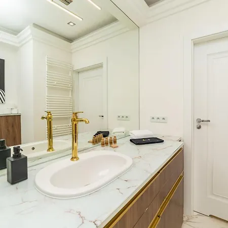 Perlowy - Neptun Park By Oneapartments *